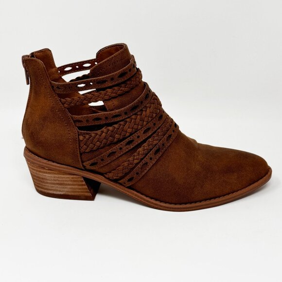 Fergie Womens Brown Leather Western style Back Zip Bootie Display Model Size 6 - Picture 3 of 8